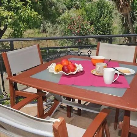 Skopelos Chara'S Lux Apartment Dış mekan fotoğraf